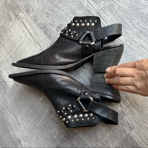 Free People Women’s Mules Embedded Black Leather Western Mules Shoes - Picture 5 of 9